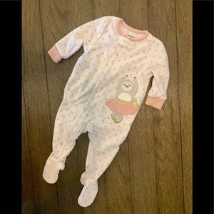 🎀Carter’s Velour Playsuit 6M